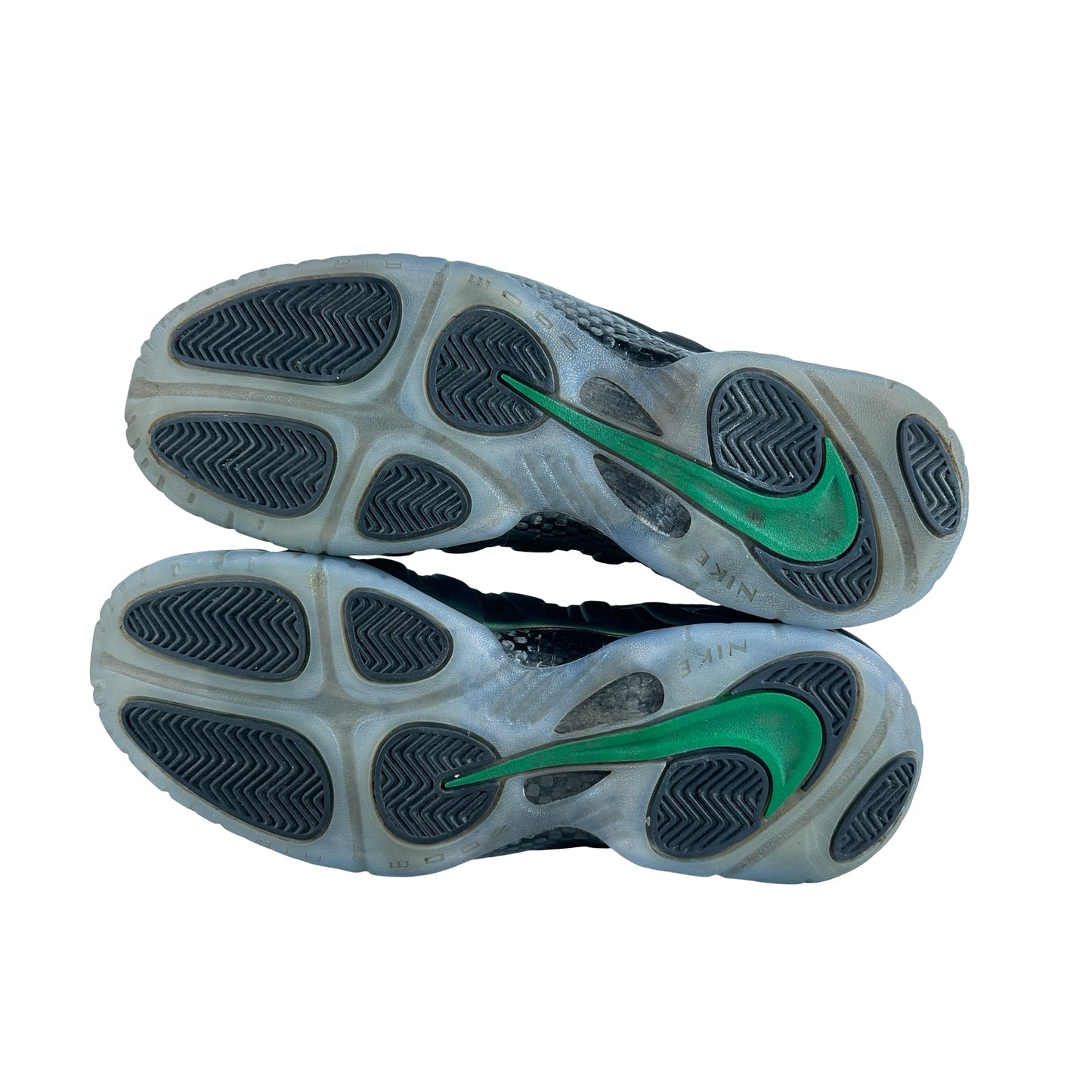 HF0794 300 Nike Air Foamposite Pro Pine Green (2025) [USED] - 11.5 M (Used)