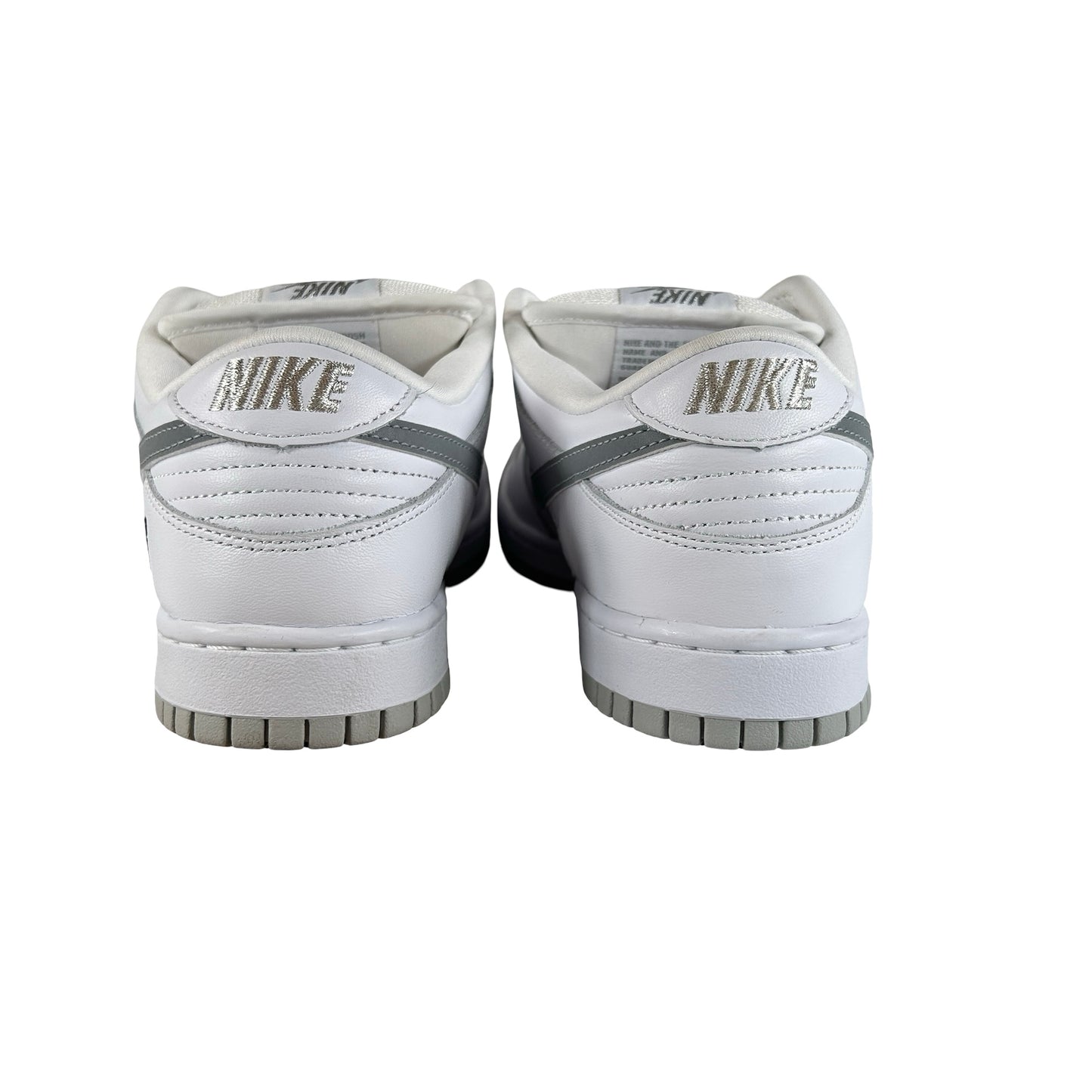 HQ8487 100 Nike SB Dunk Low Supreme 94 White Metallic Silver [USED] - 9.5 M (Used2)