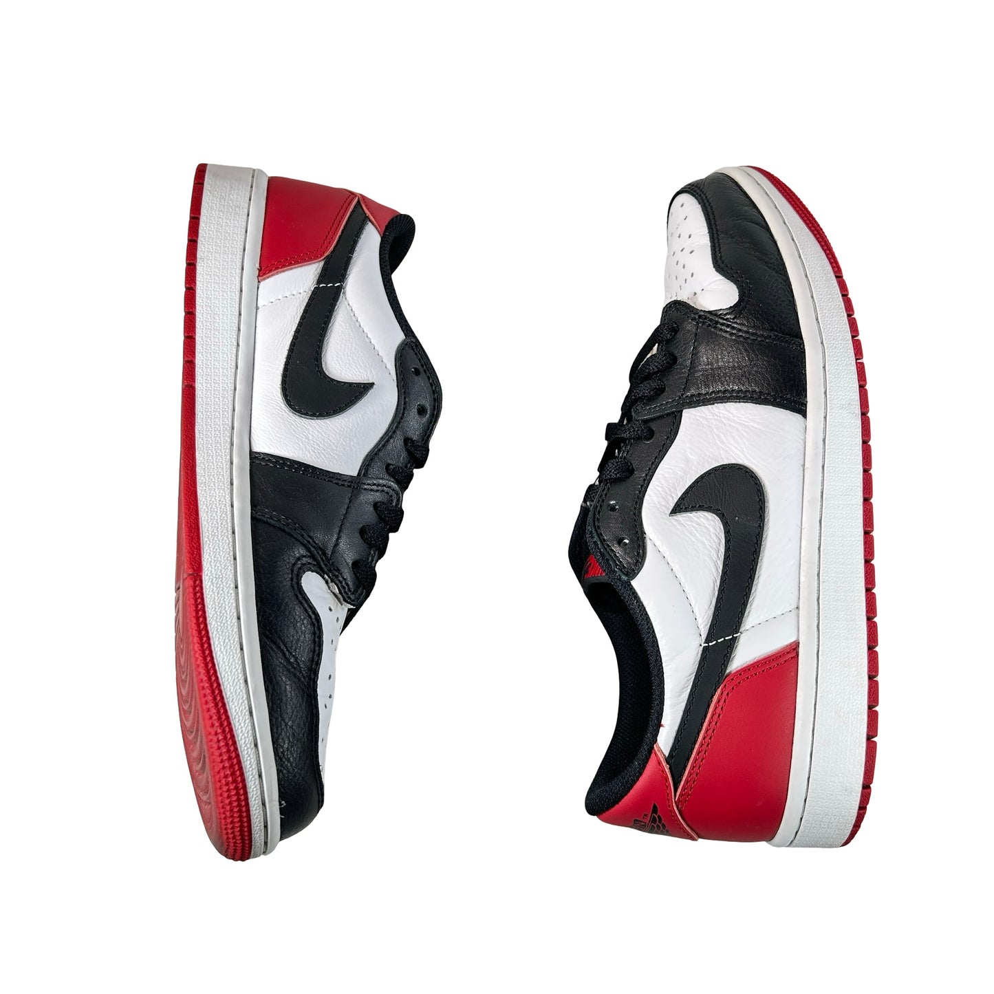 CZ0790 106  Jordan 1 Retro Low OG Black Toe (2023) [USED] - 9.5 M (Used3)