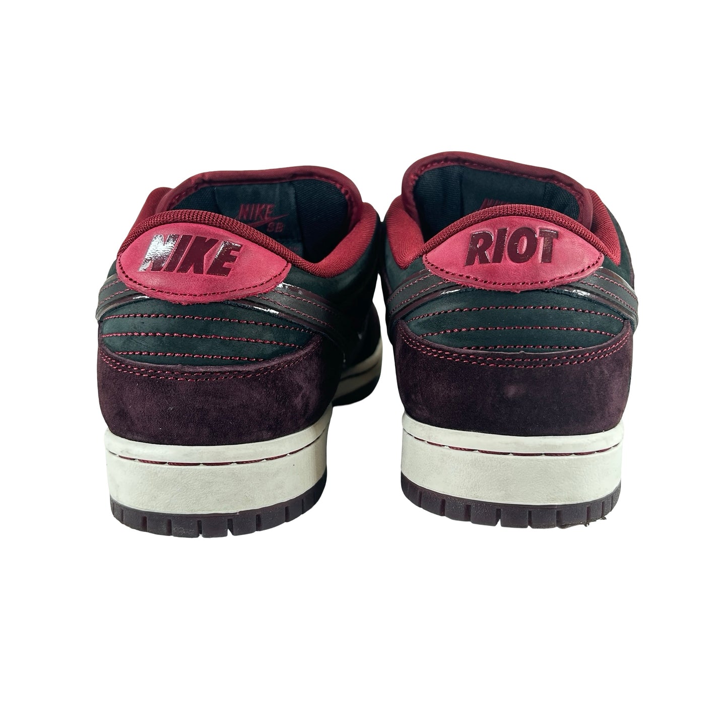 FZ1289 200 Nike SB Dunk Low Riot Skateshop [USED] - 10.5 M (Used)