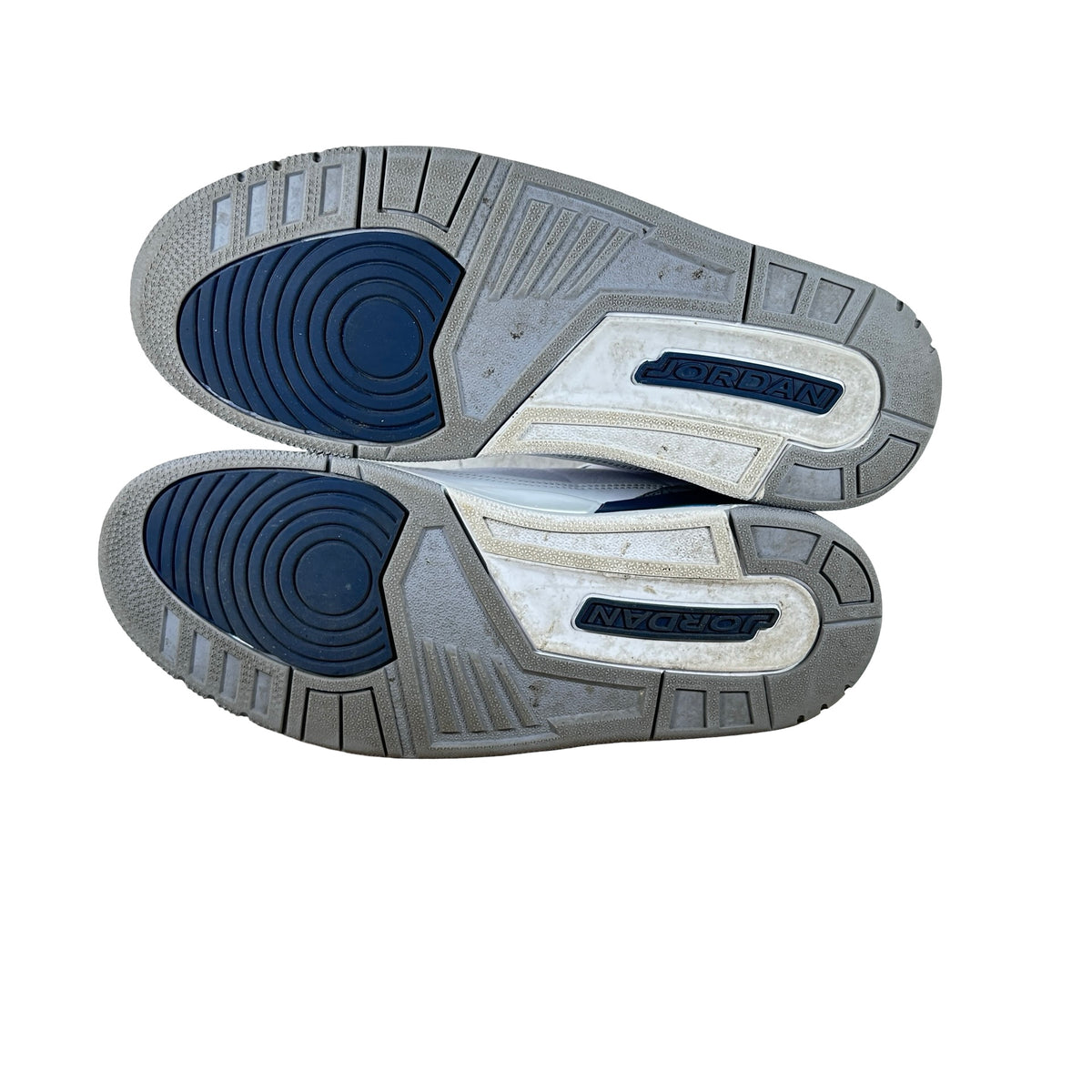 CT8532 140 Jordan 3 Retro Midnight Navy [USED] - 10.5 M (Used) (No Box)