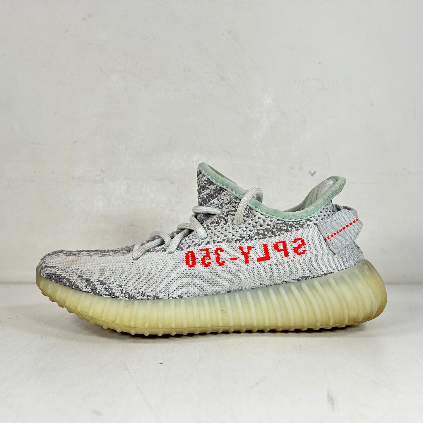 B37571 adidas Yeezy Boost 350 V2 Blue Tint (2017/2023) [USED] - 4 M (Used)