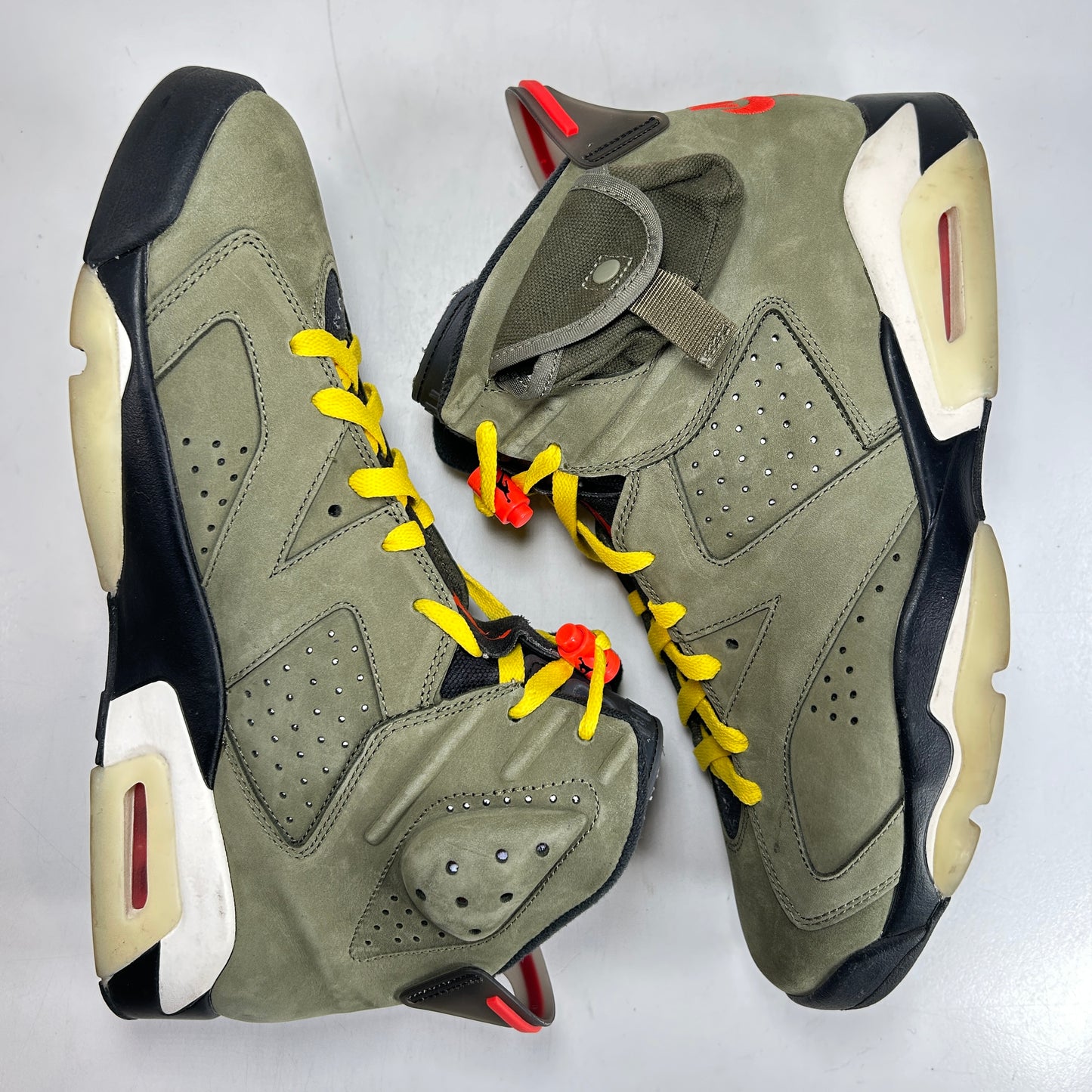 CN1084 200 Jordan 6 Retro Travis Scott [USED] - 11 M (Used5)