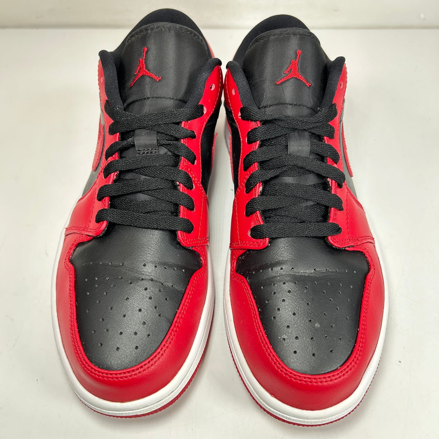 553558 606 Jordan 1 Low Reverse Bred [USED] - 10 M (Used)