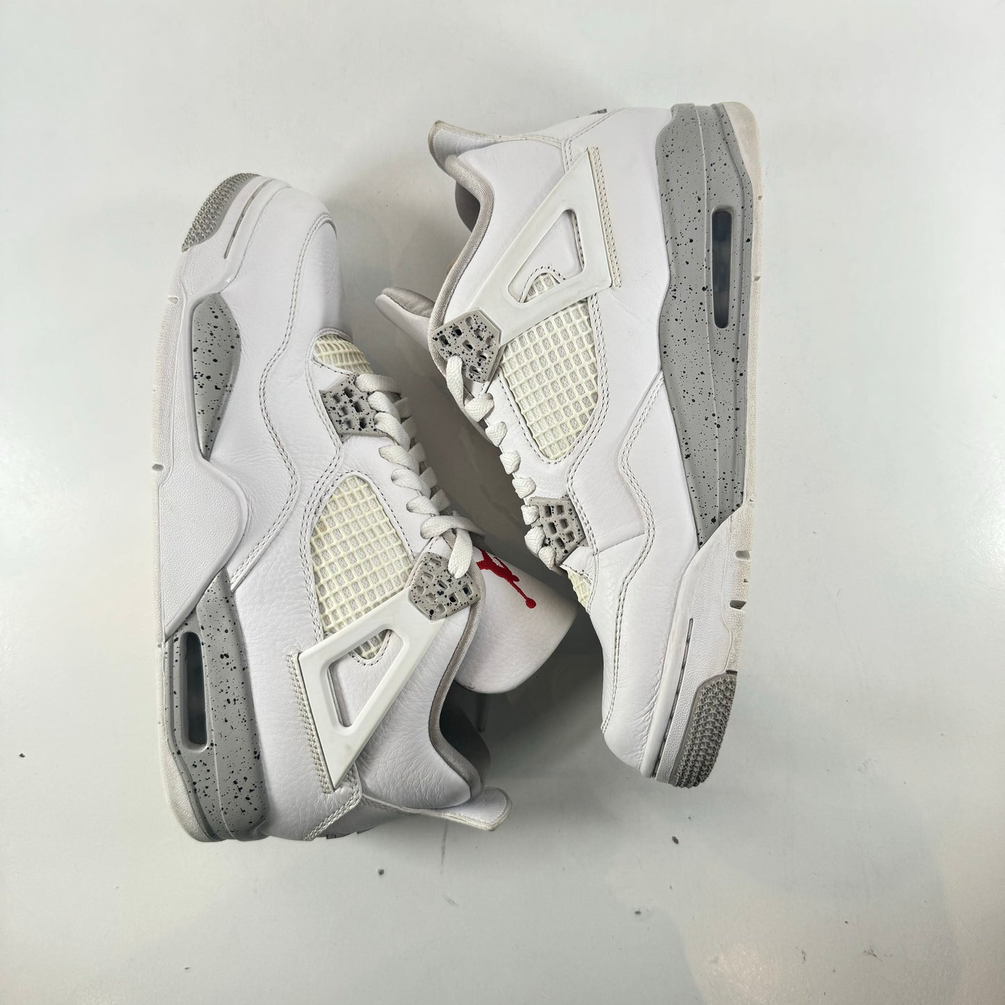 CT8527 100 Jordan 4 Retro White Oreo [USED] - 8 M (Used)