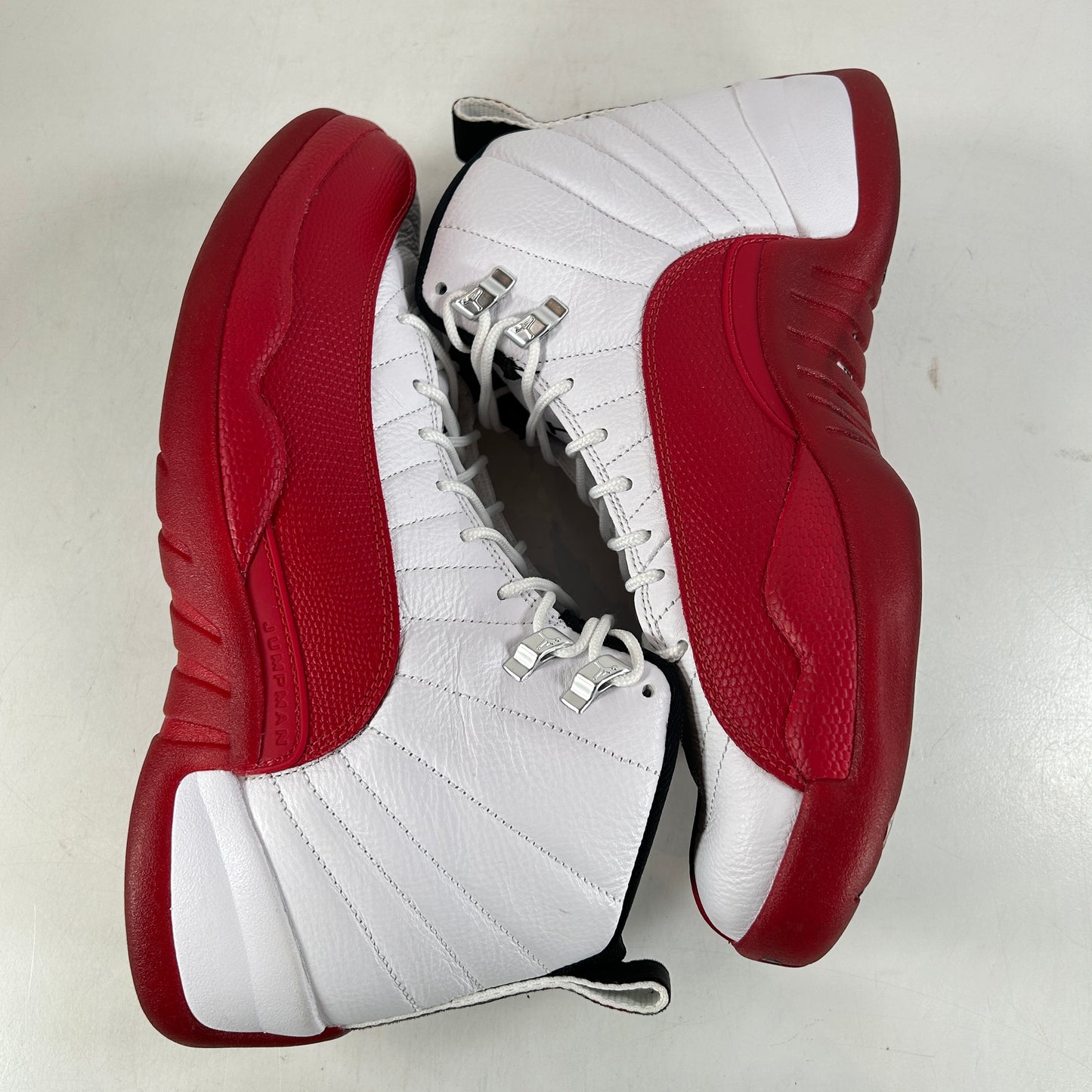 CT8013 116 Jordan 12 Retro Cherry (2023) [USED] - 12 M (Used2)