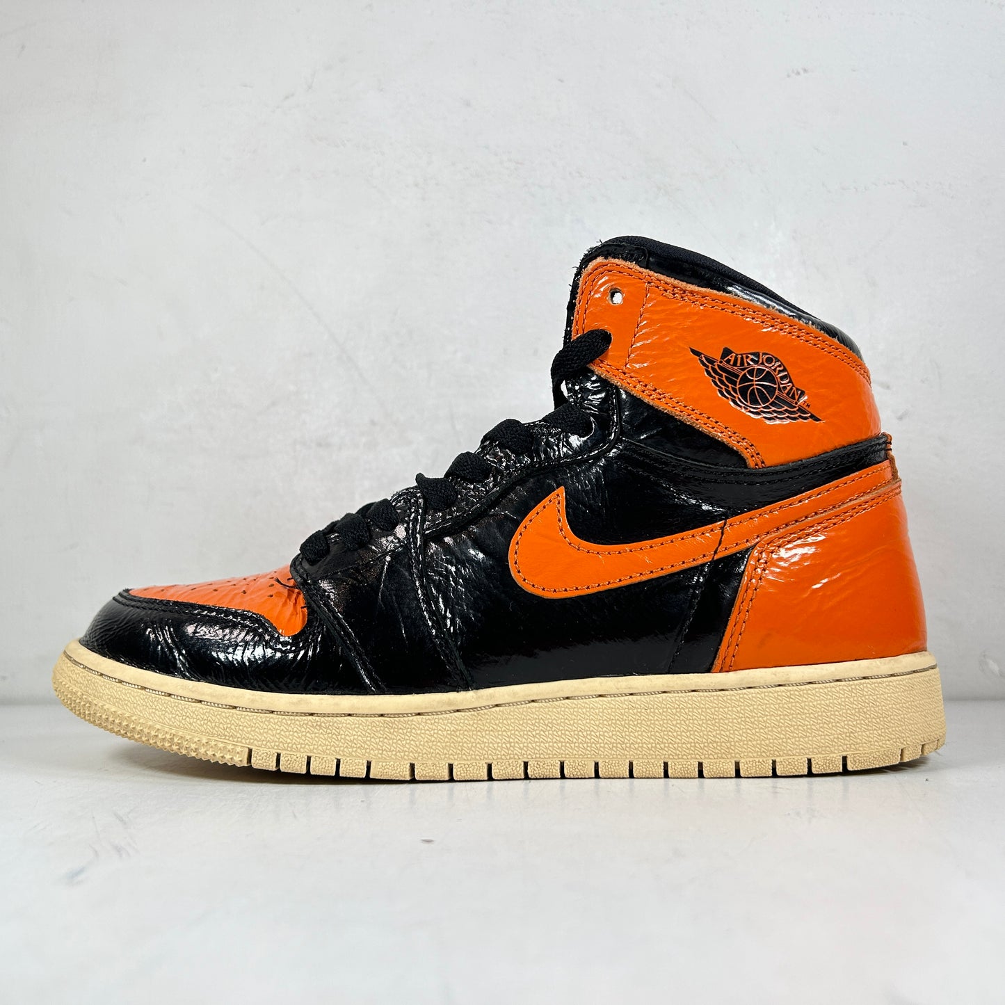 575441 028 Jordan 1 SBB 3.0 (GS) [USED] - 6 Y (Used3)