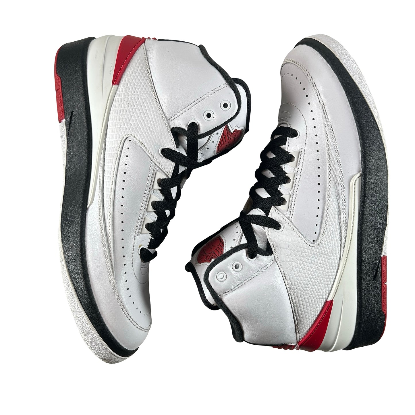 DX2454 106 Jordan 2 Retro OG Chicago (2022) [USED] - 7.5 M (Used2)