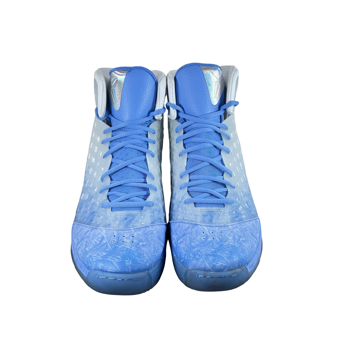 IQ5338 400 Nike Kobe 3 Protro Christmas [USED] - 13 M (Used)