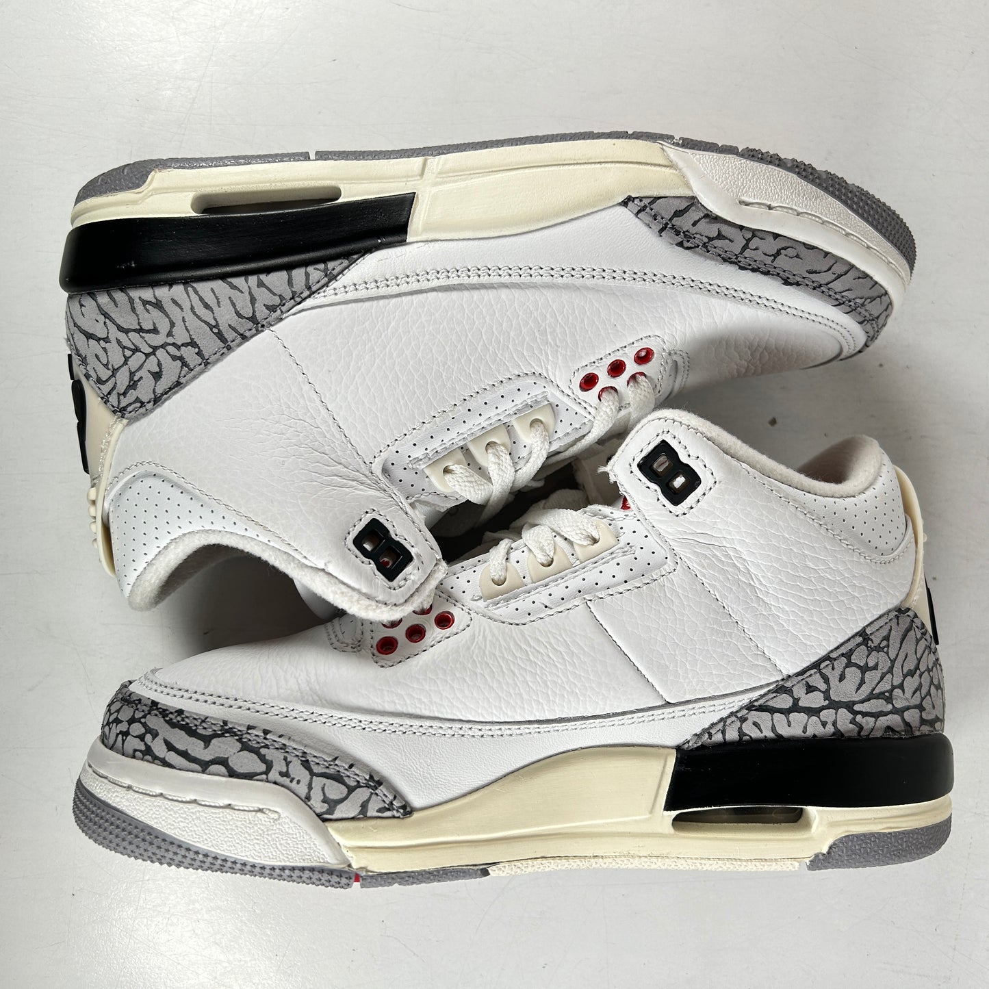 DM0967 100 Jordan 3 Retro White Cement Reimagined (GS) [USED] - 5 Y (Used2)