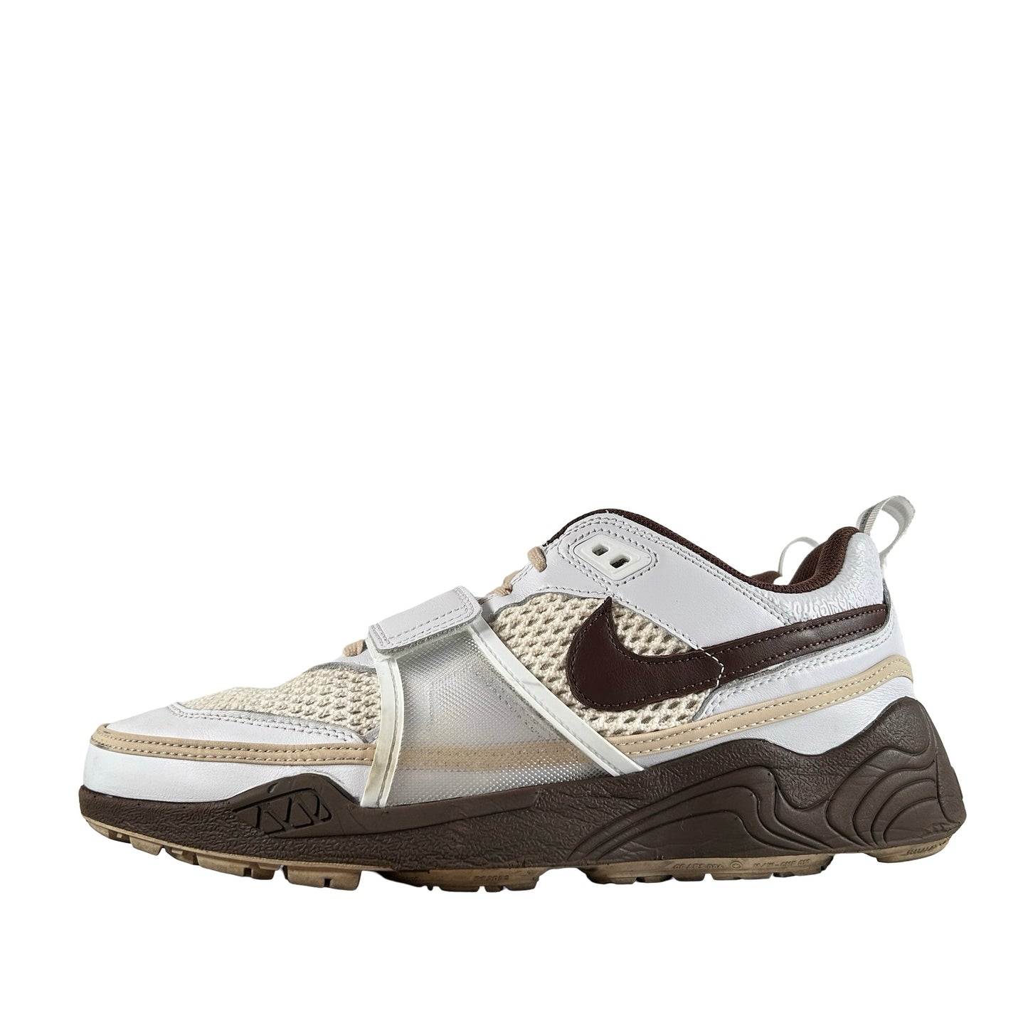 HQ3073 100 Nike Zoom Field Jaxx Travis Scott Light Chocolate [USED] - 11 M (Used)