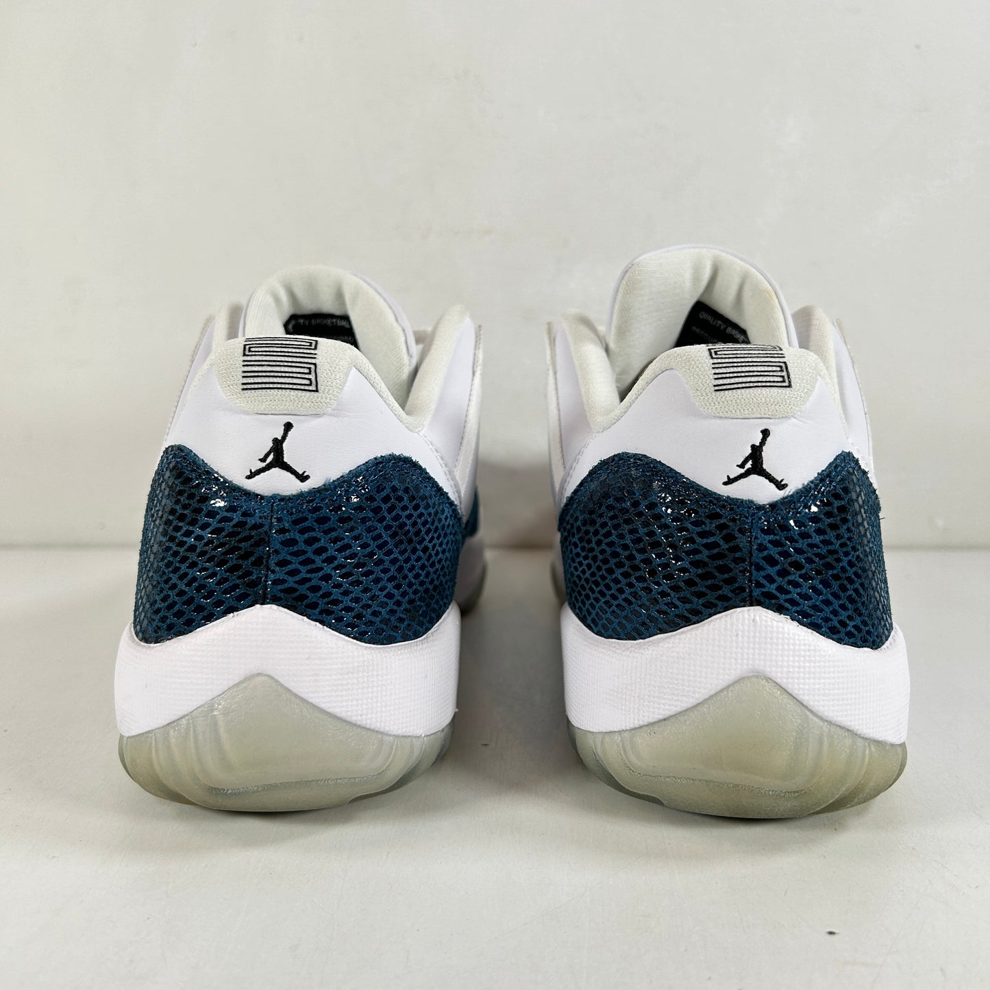 CD6846 102 Jordan 11 Retro Low Snake Navy (2019) [USED] - 10.5 M (VNDS) (Replace Box)