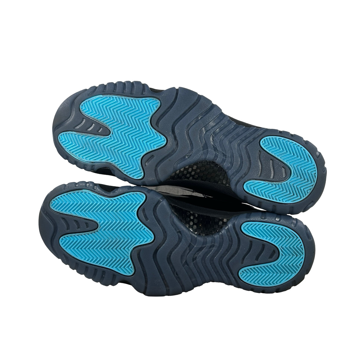 CT8012 047 Jordan 11 Retro Gamma Blue (2025) [USED] - 12 M (Used6)