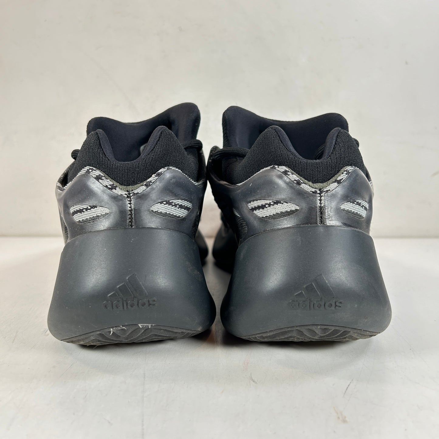 H67799 adidas Yeezy 700 V3 Alvah [USED] - 13 M (Used)