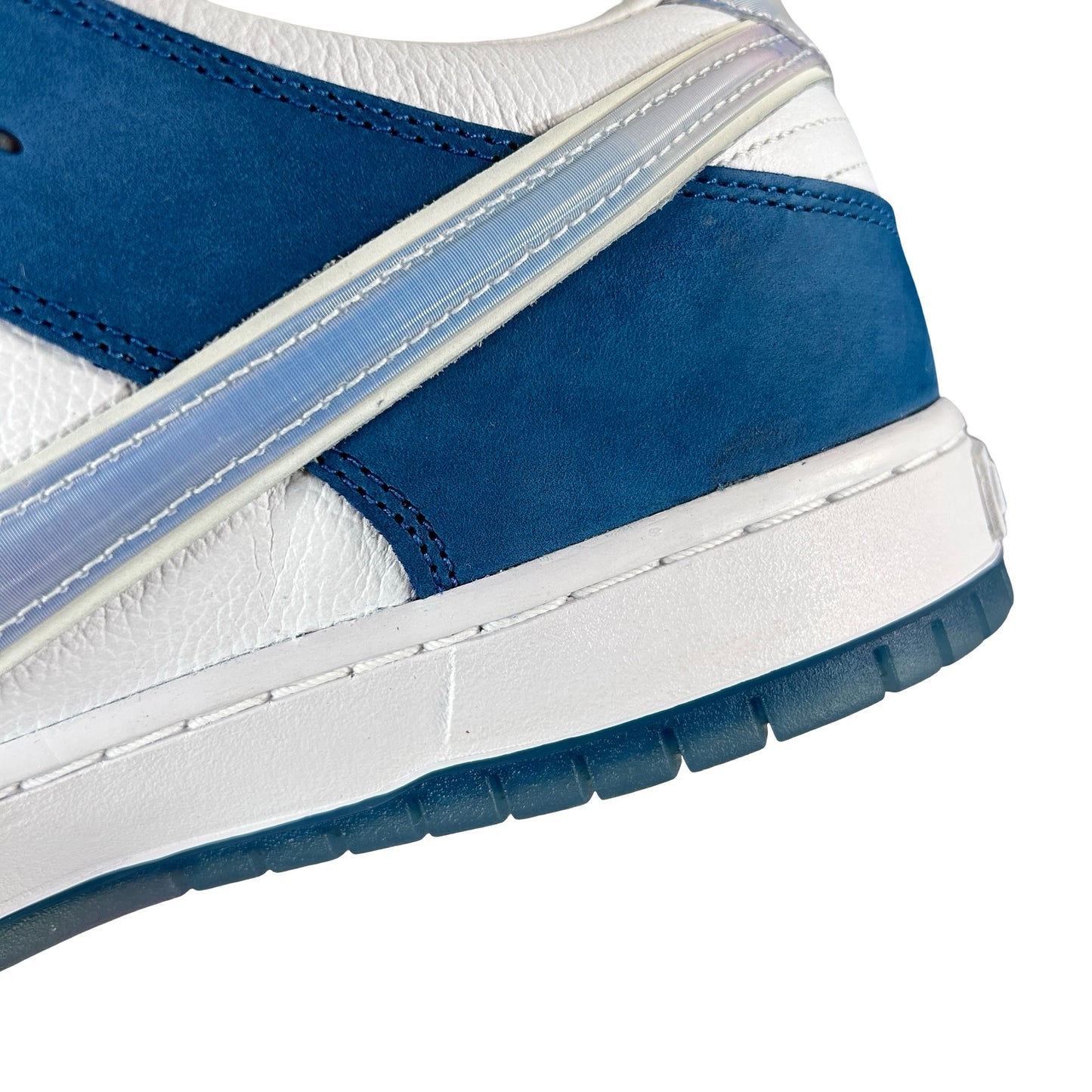 FN7819 400 Nike SB Dunk Low Born X Raised un bloque a la vez