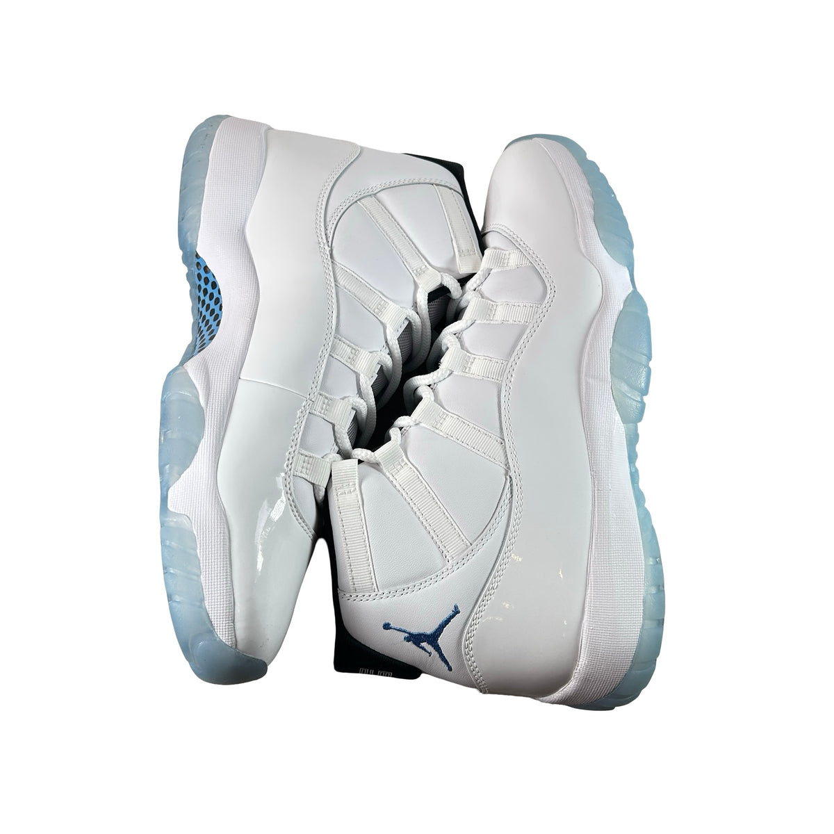 CT8012 104 Jordan 11 Retro Legend Blue (2024) [USED] - 11 M (Used15)