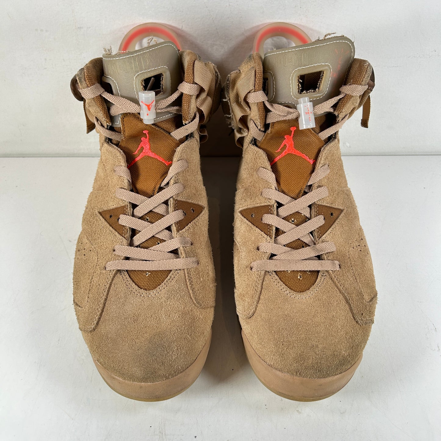 DH0690 200 Jordan 6 Retro Travis Scott Caqui británico