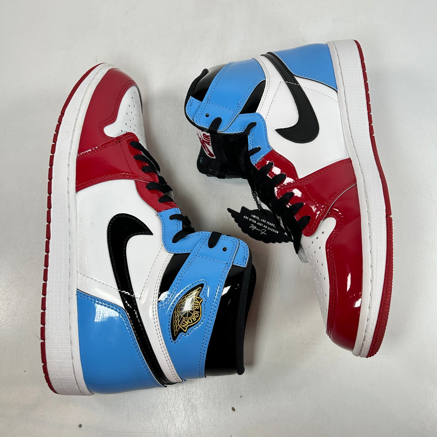 CK5666 100 Jordan 1 Retro High Fearless UNC Chicago [USED] - 13 M (Used)