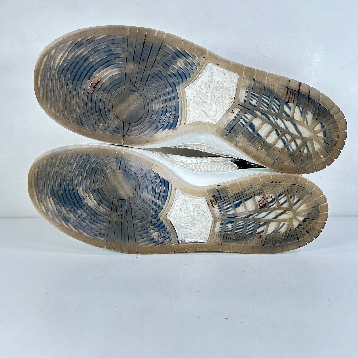 FD6951 300 Nike SB Dunk Low Decon N7 Black Sail [USED] - 11 M (Used)