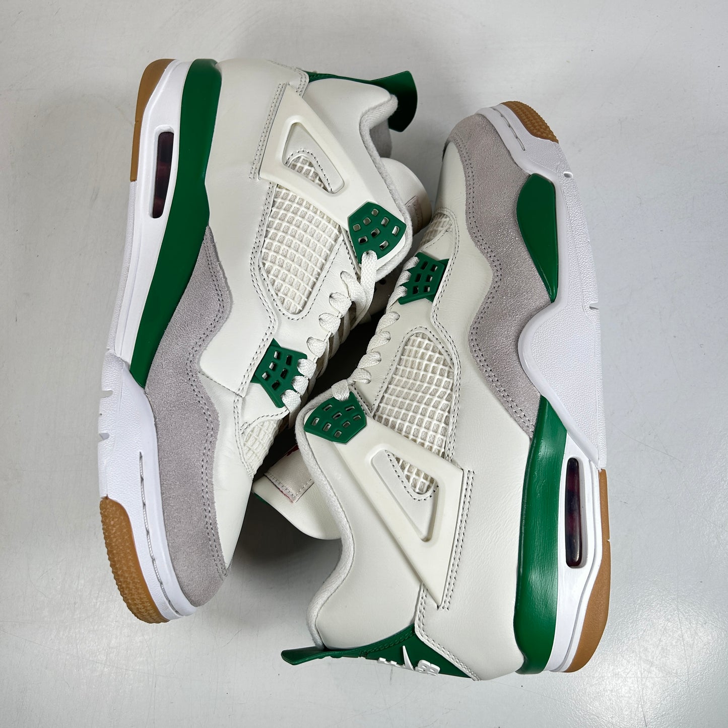 DR5415 103 Jordan 4 Retro SB Pine Green [USED] - 10 M (Used4)