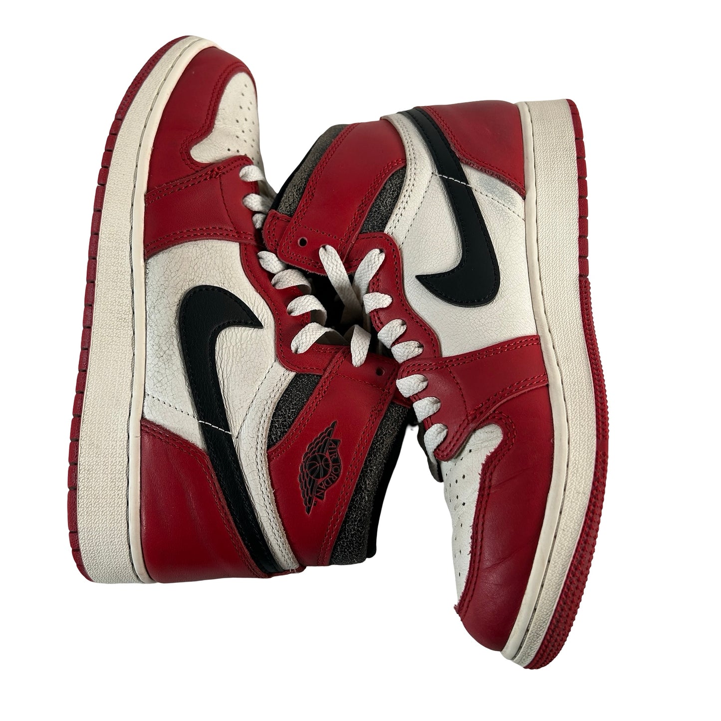 FD1437 612 Jordan 1 Retro High OG Chicago Lost and Found (GS) [USED] - 7 Y (Used10)
