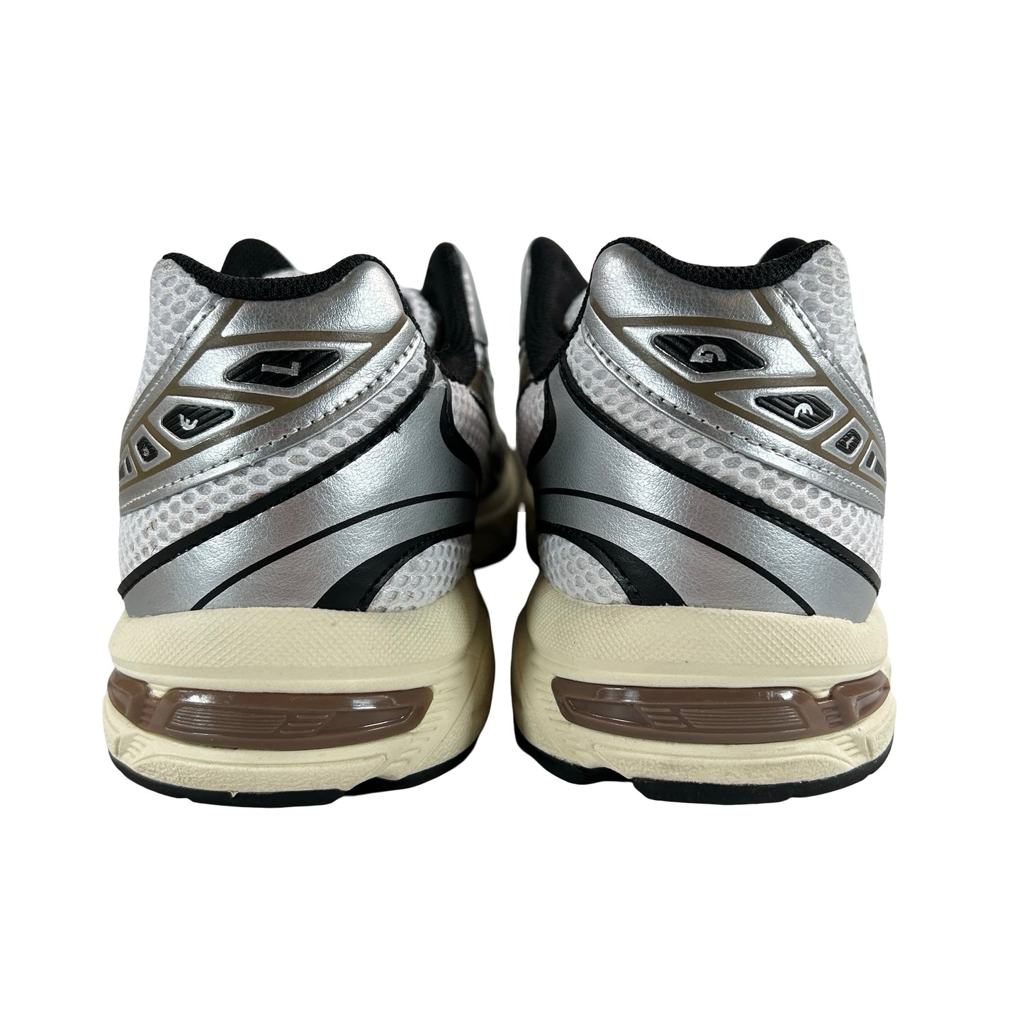 1201A256 113 ASICS Gel-1130 White Clay Canyon [USED] - 10.5 M (Used3)