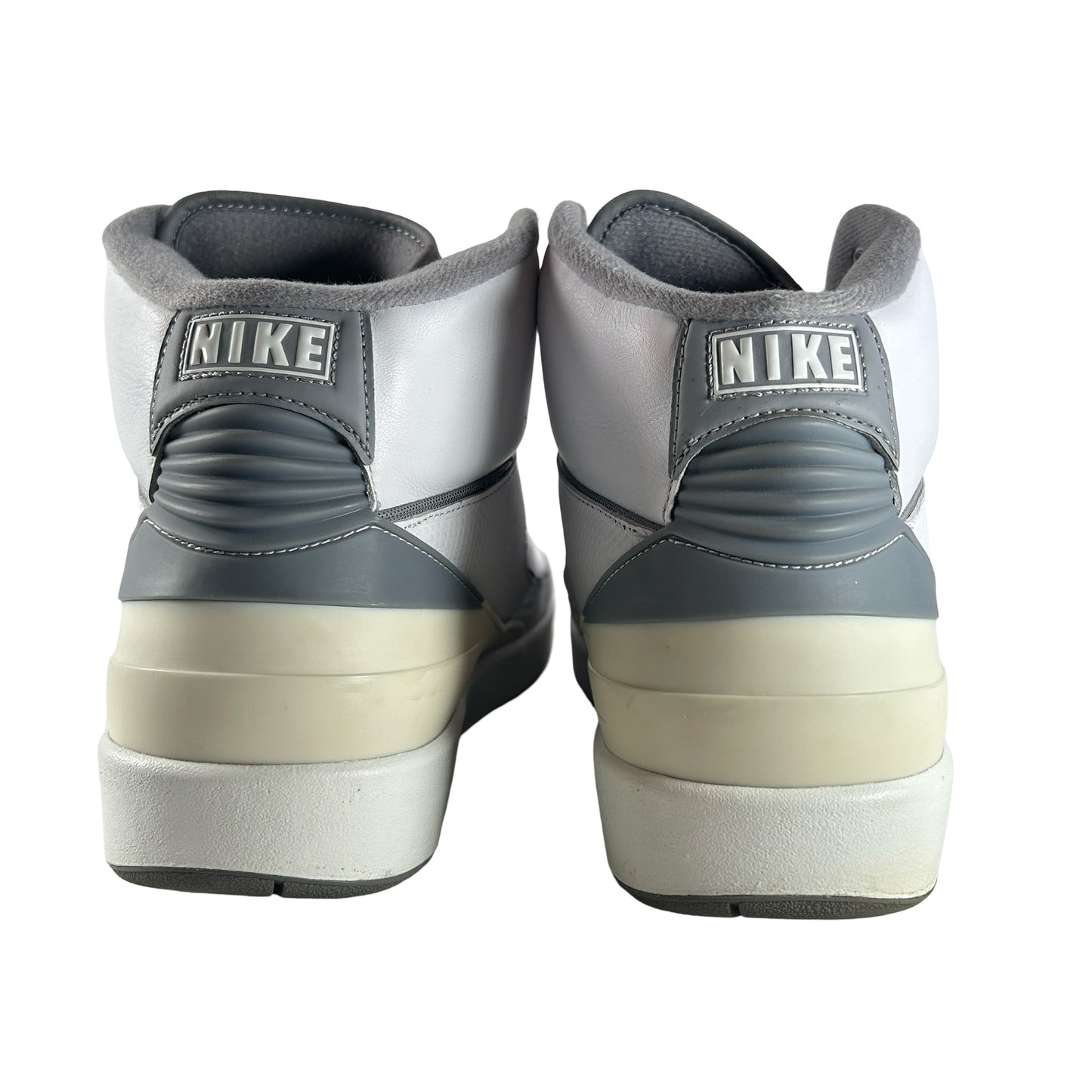 DR8884 100 Jordan 2 Retro Cement Grey [USED] - 13 M (Used2)