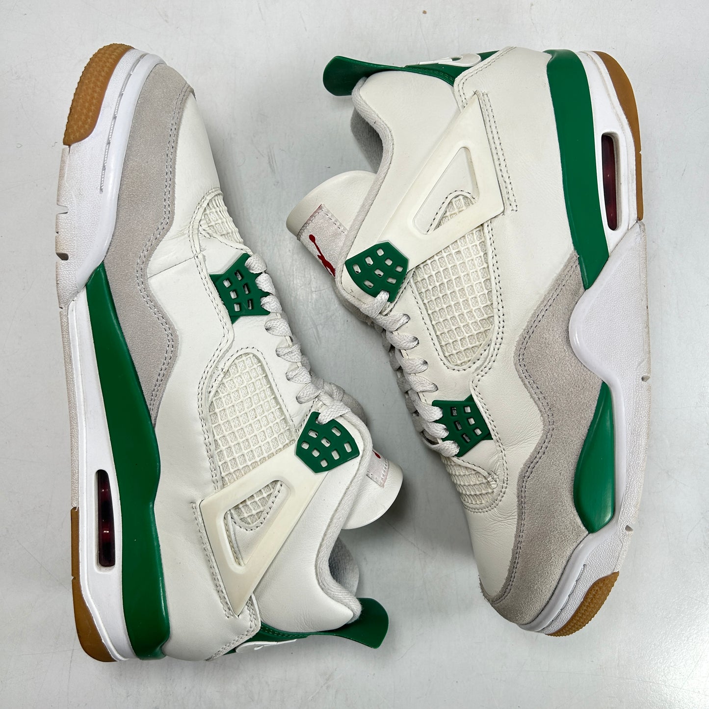 DR5415 103 Jordan 4 Retro SB Pine Green [USED] - 9 M (Used4)