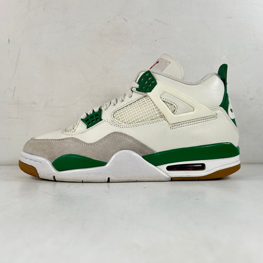 DR5415 103 Jordan 4 Retro SB Pine Green [USED] - 9 M (Used4)