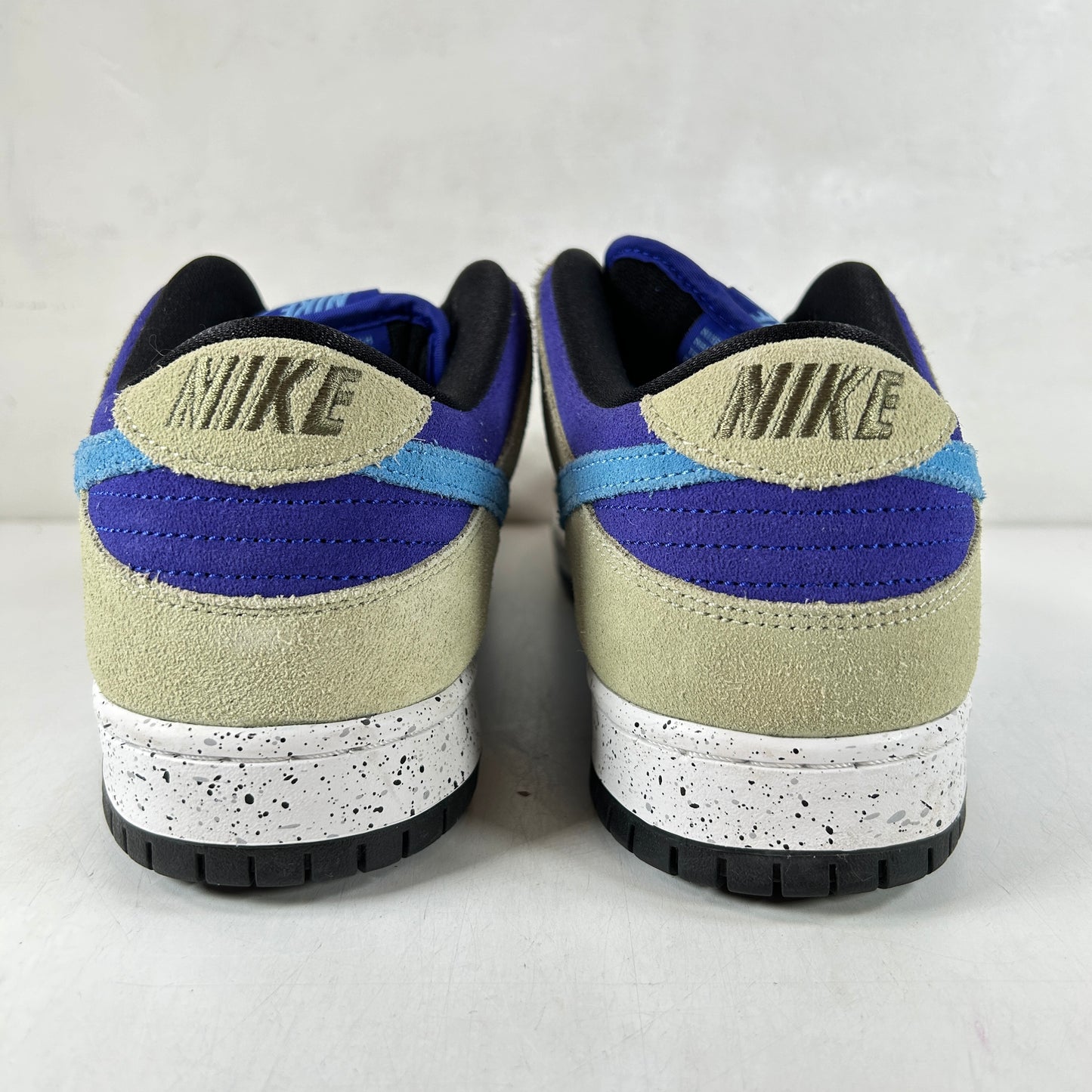 BQ6817 301 Nike SB Dunk Low ACG Celadon [USED] - 9.5 M (Used) (No Box)