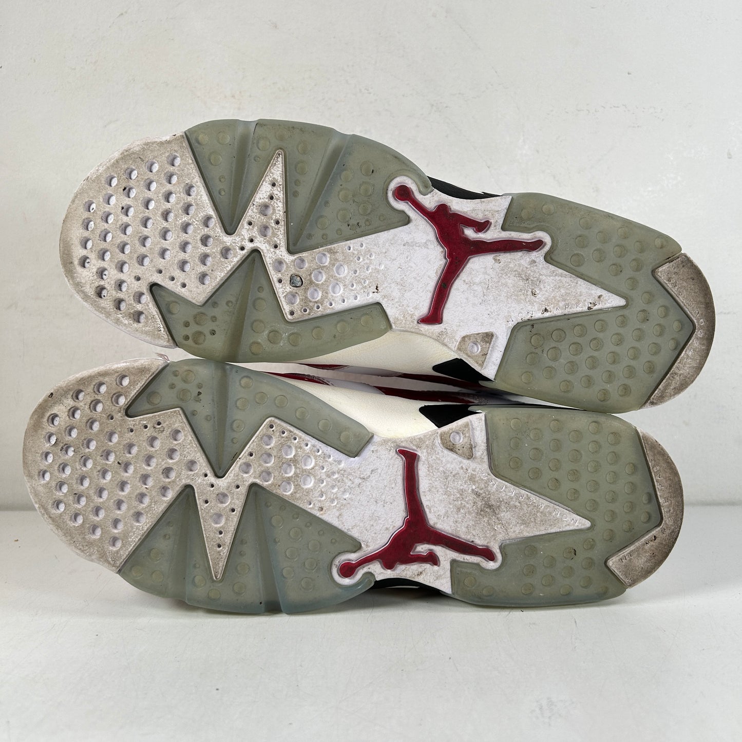 384665 106 Jordan 6 Retro Carmine (2021) (GS) [USED] - 6 Y (Used) (Replace Box3)