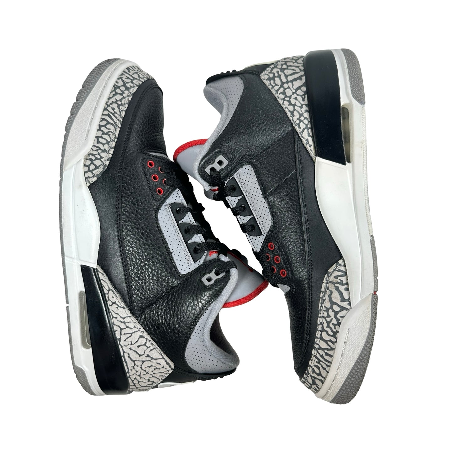 854262 001 Jordan 3 Black Cement 2018 [USED] - 9 M (Used) (No Box2)