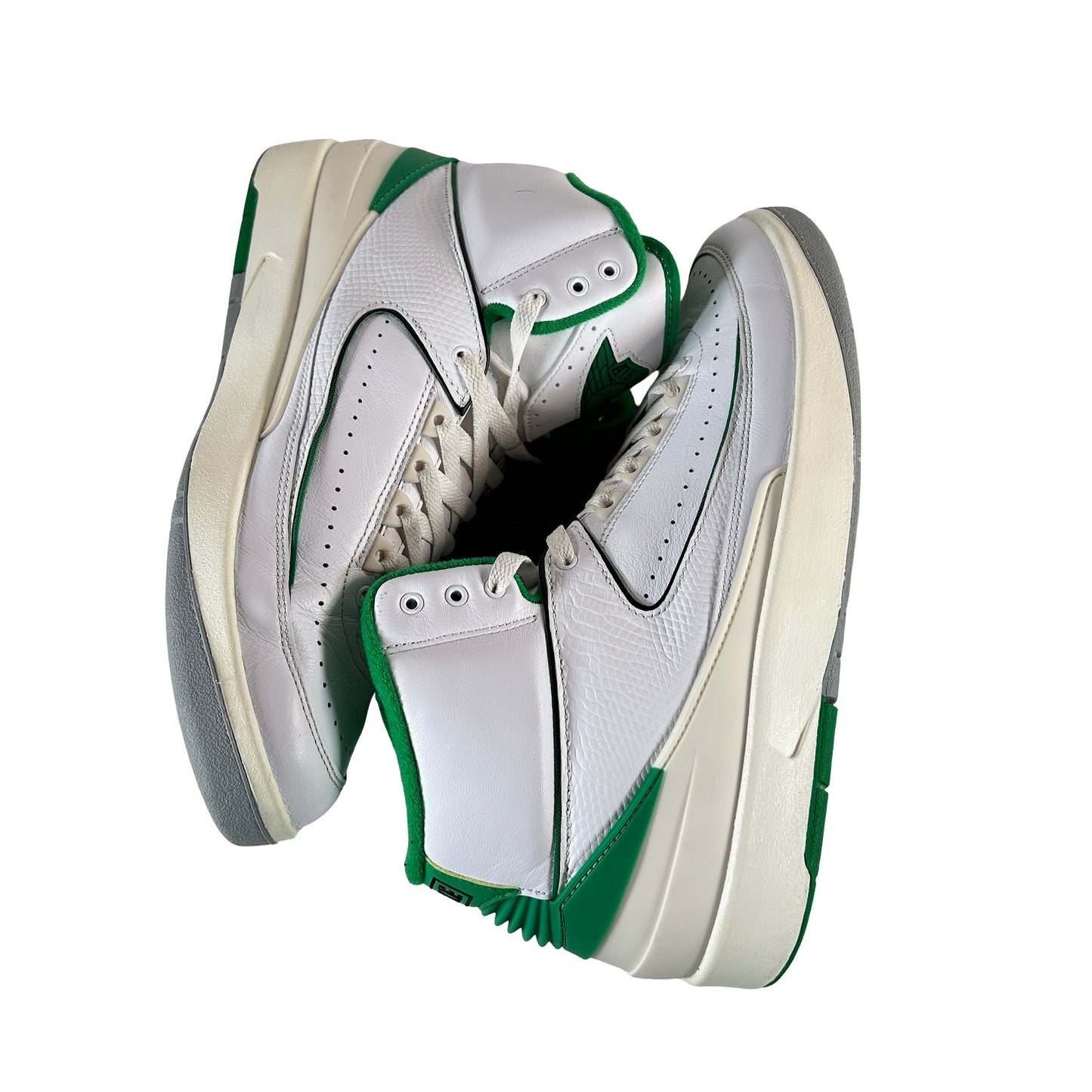 DR8884 103 Jordan 2 Retro Lucky Green - 10.5 M (Used) (Replace Box)