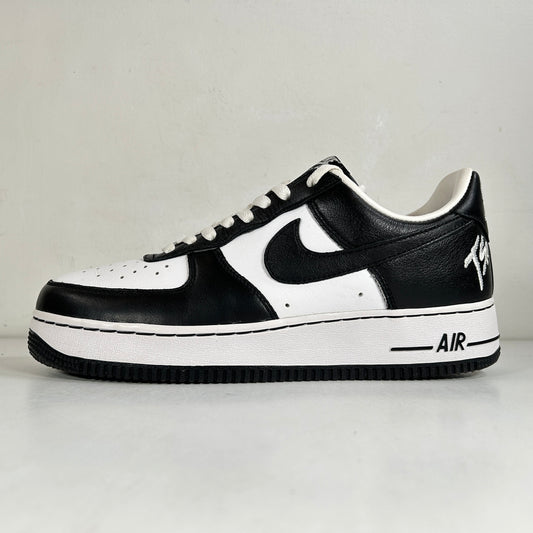 FJ5756 100 Nike Air Force 1 Low QS Terror Squad Blackout [USED] - 9 M (Used2)