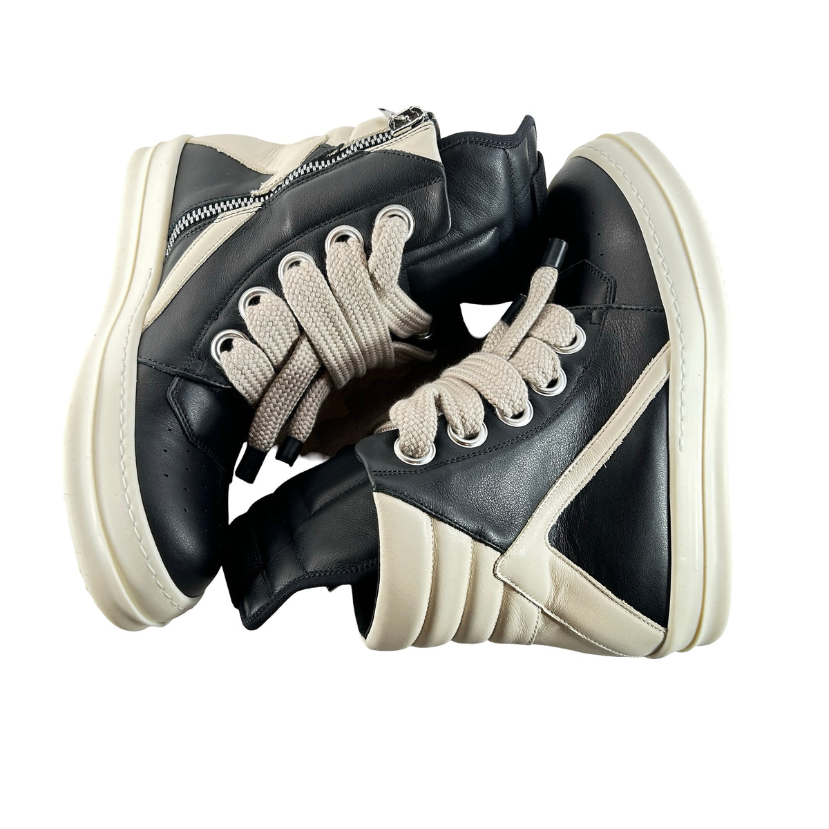 RU02E1898 LCOW2 911 Rick Owens Concordians Jumbo Laced Geobasket Black Milk