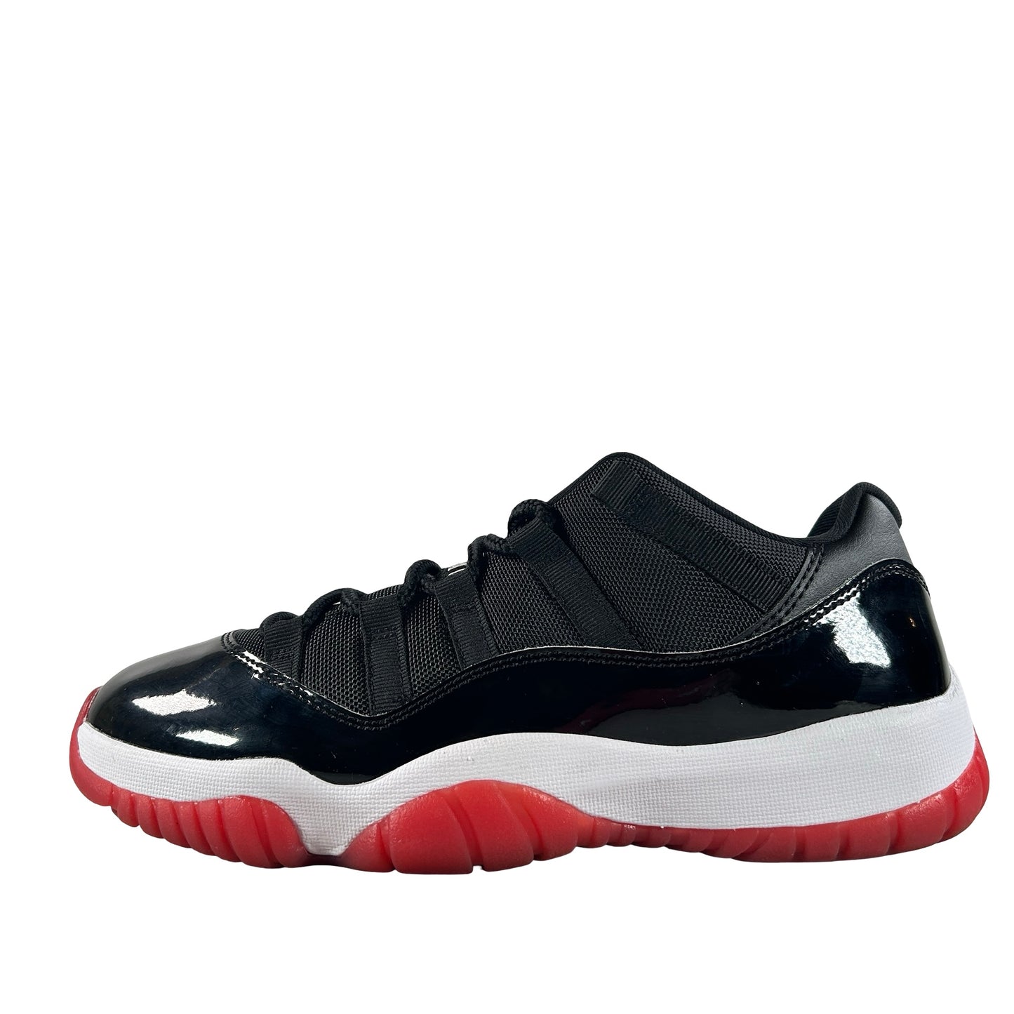 FV5104 006 Jordan 11 Retro Low Bred (2025) - 8.5 M (VNDS2)