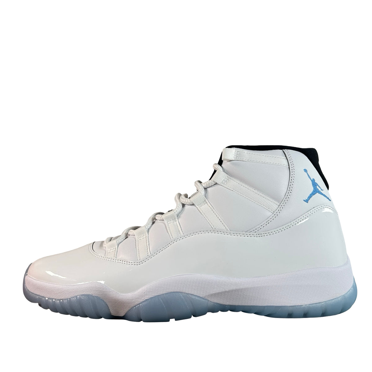 CT8012 104 Jordan 11 Retro Legend Blue (2024) - 13 M (B Grade) 2