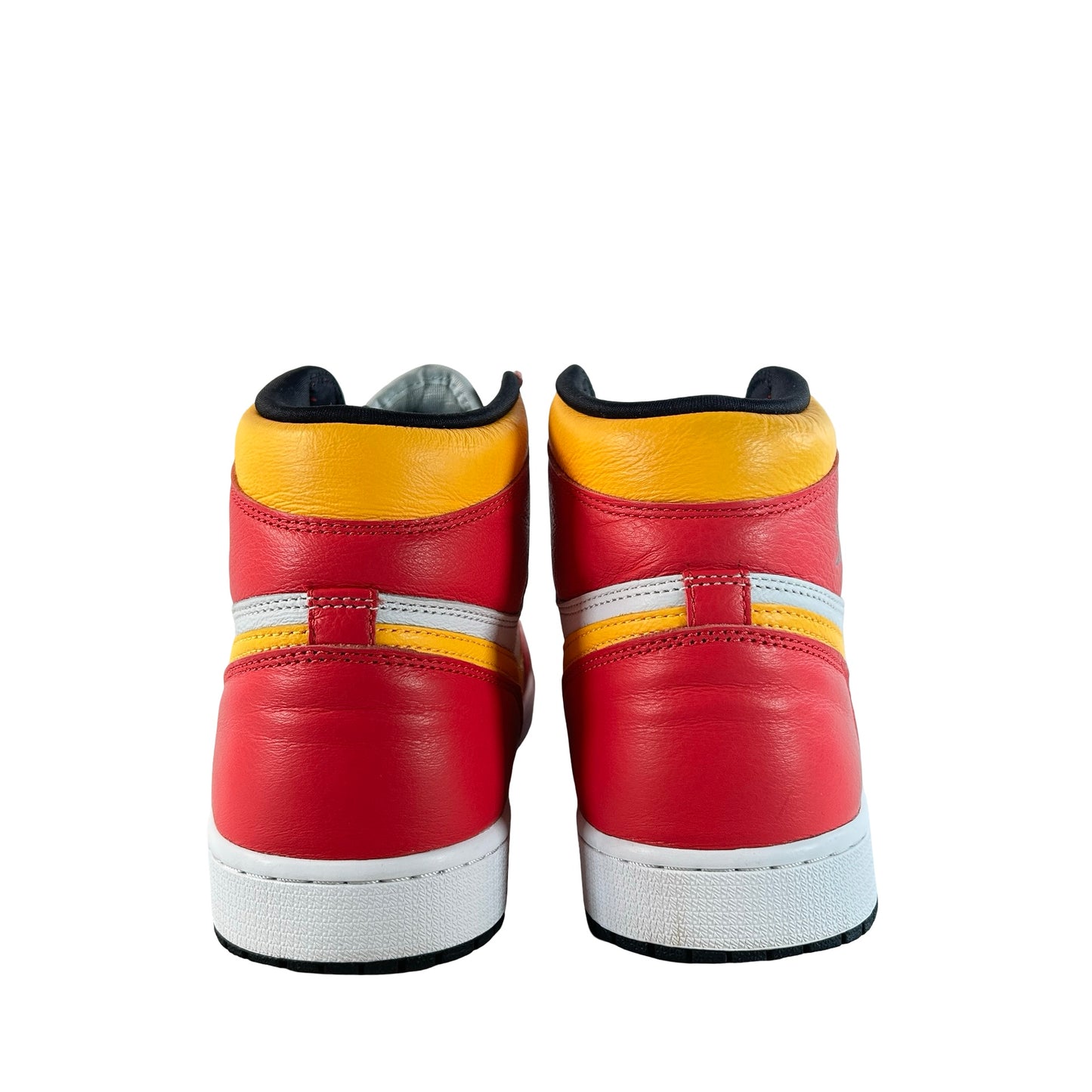 555088 603 Jordan 1 Retro High OG Light Fusion Red [USED] - 13 M (Used)