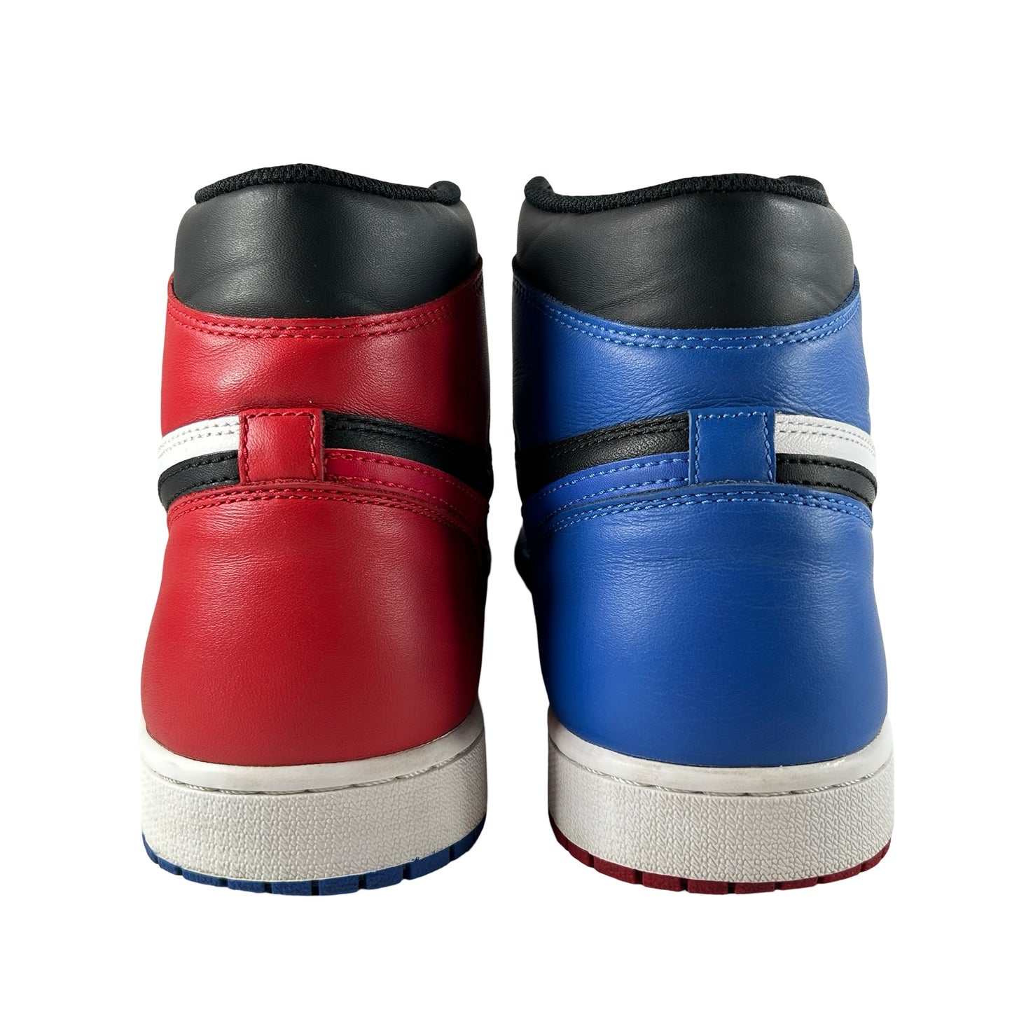555088 026 Jordan 1 Retro Top 3 [USED] - 11.5 M (Used)