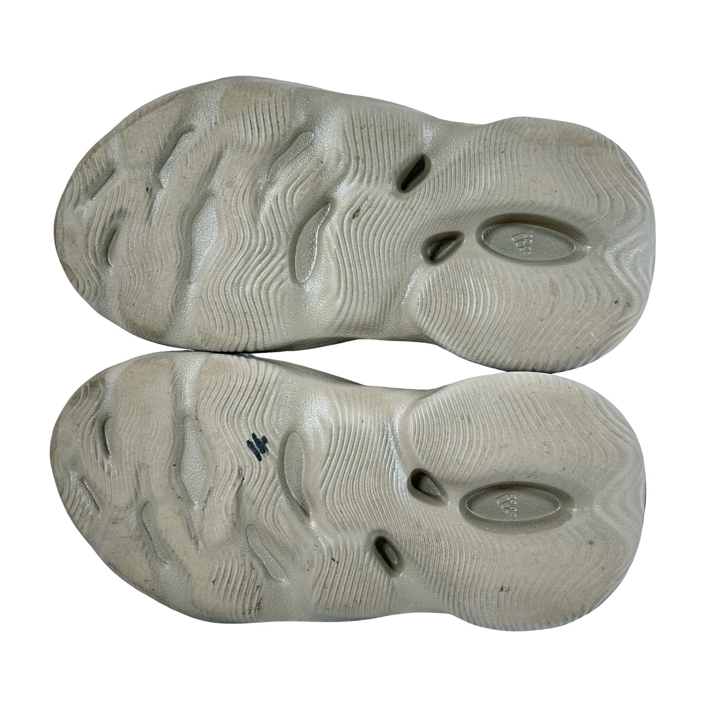 ID4752 adidas Yeezy Foam RNR Stone Taupe [Used] - 5 M (Used)