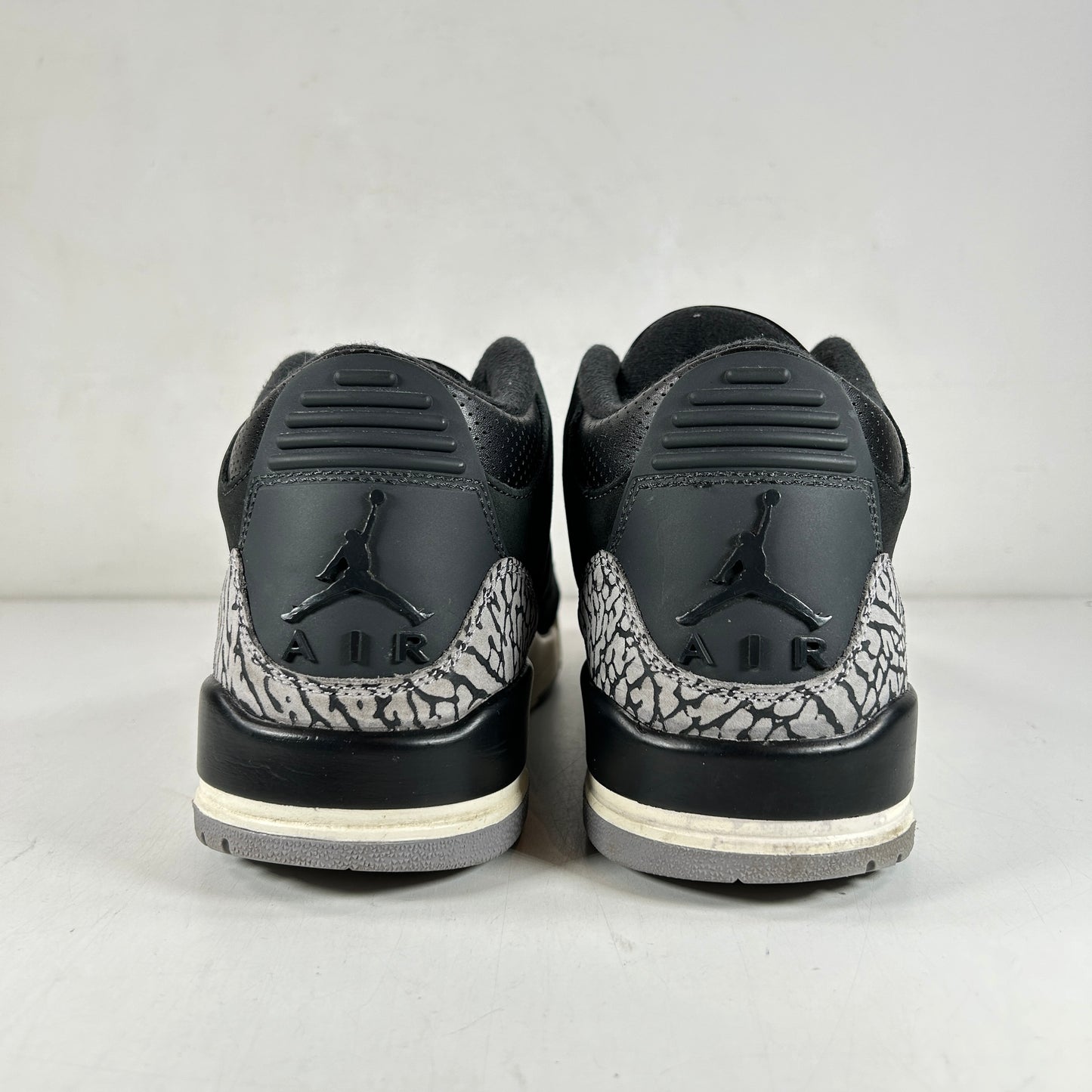 CK9246 001 Jordan 3 Retro Off Noir (W) [USED] - 12 W (Used) (No Box)