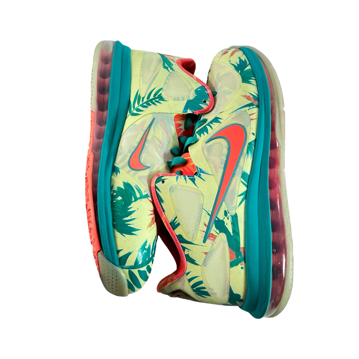 DO9355 300 Nike LeBron 9 Low LeBronald Palmer (2022) [USED] - 10.5 M (Used)