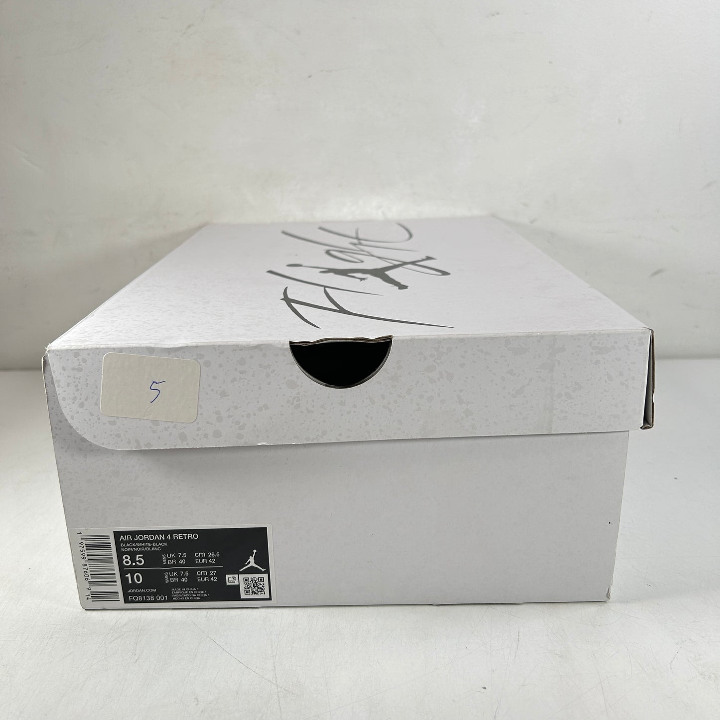 FQ8138 001  Jordan 4 Retro White Thunder [USED] - 8.5 M (Used)