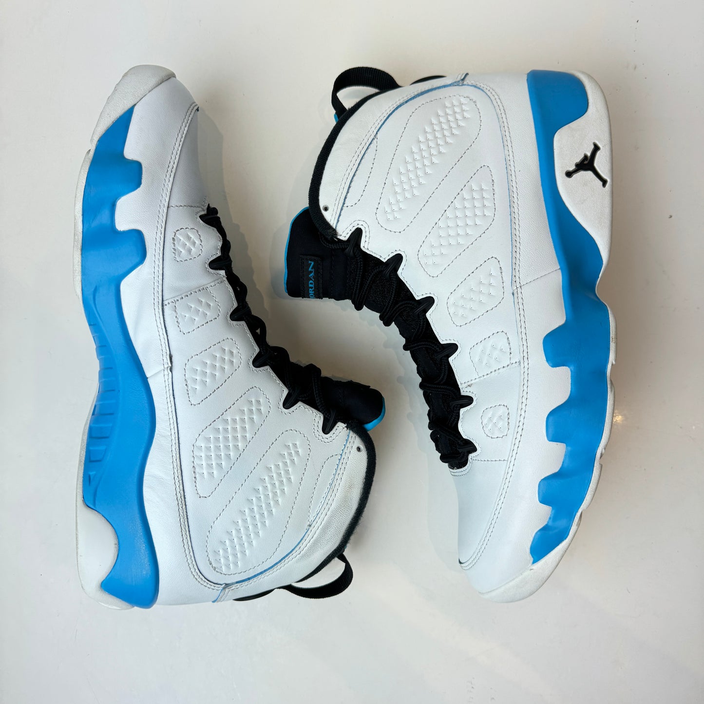 FQ8992 101 Jordan 9 Retro Powder Blue (2024) [USED] - 11.5 M (Used)