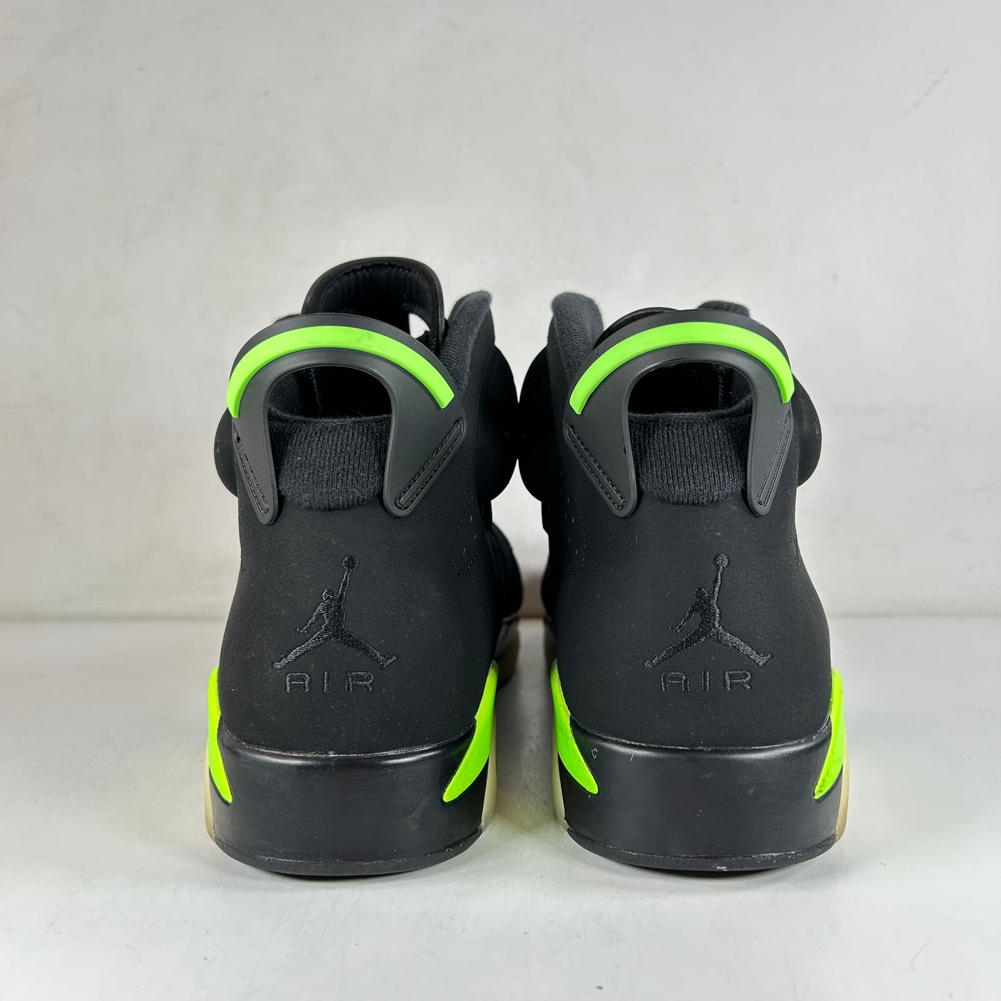 CT8529 003 Jordan 6 Retro Verde Eléctrico