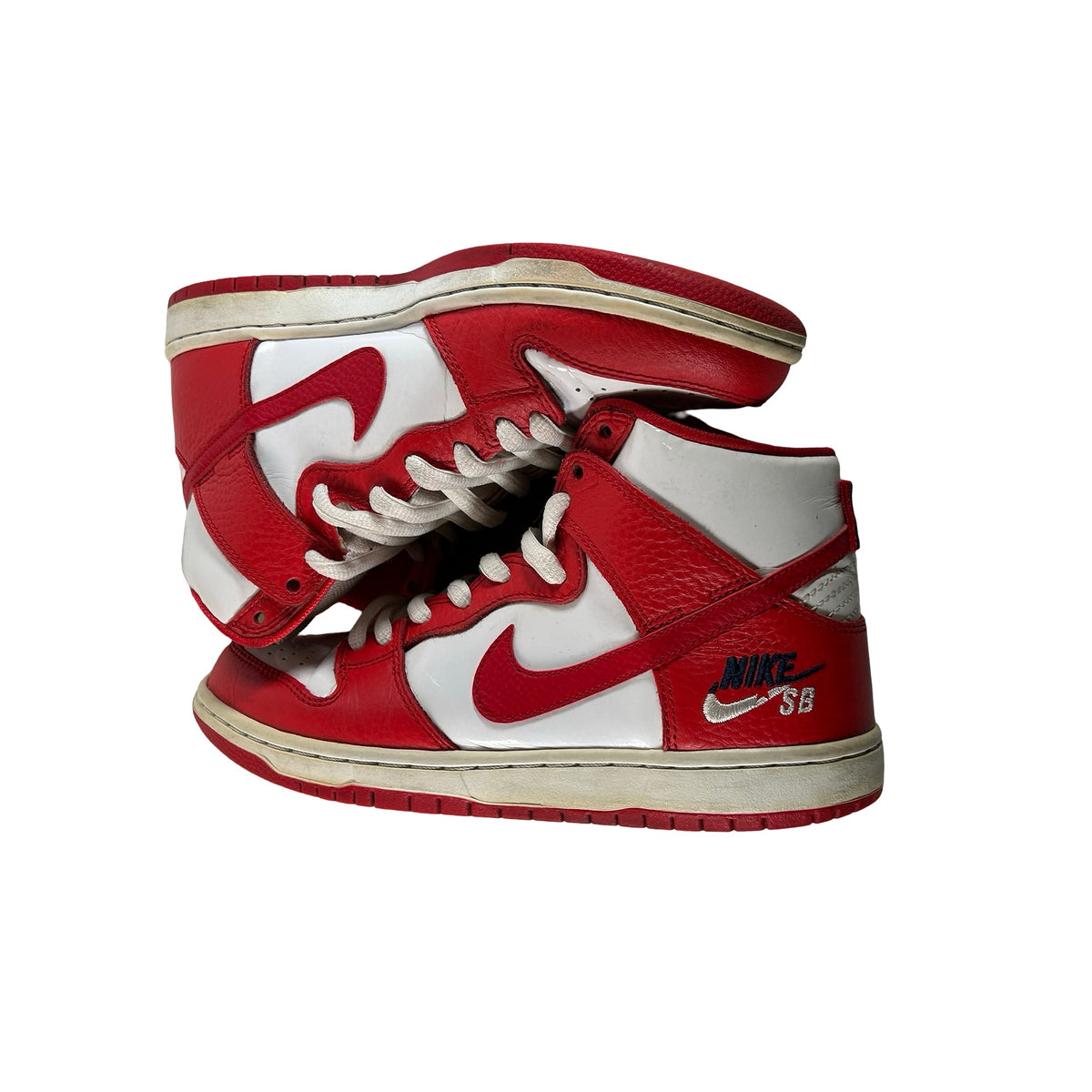 854851 661 Nike SB Dunk High Future Court Red - 7 M (Used)