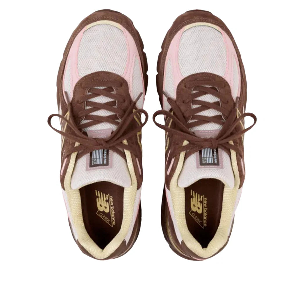 U990IC4 New Balance 990v4 MiUSA Pumpernickel Pink Chalk
