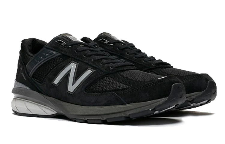 M990BK5 New Balance 990v5 Black