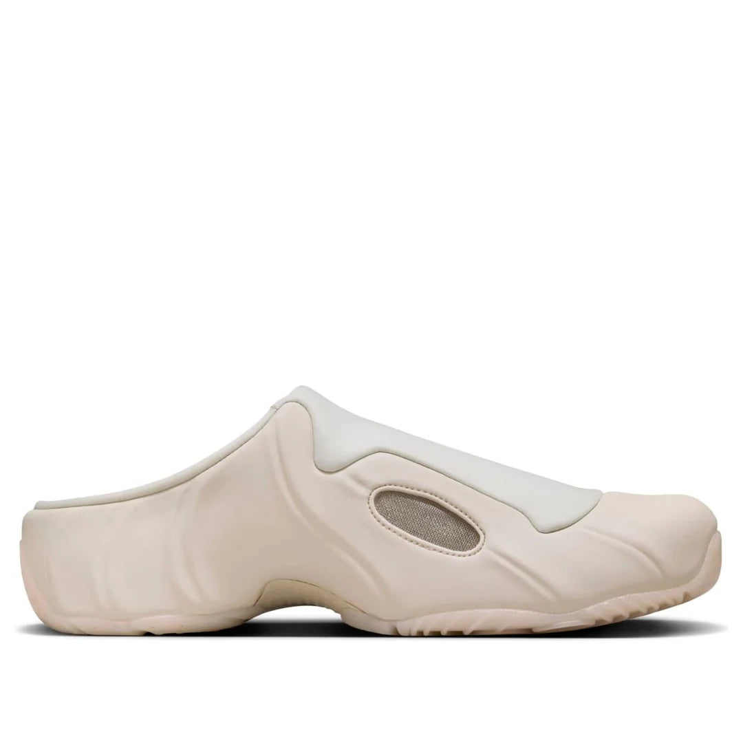 FQ8257 100 Nike Clogposite Light Orewood Brown