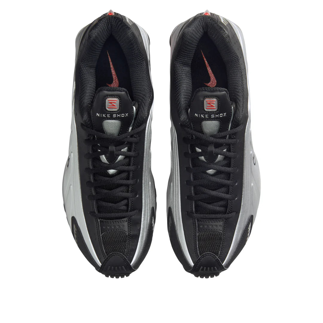 HQ1988 002 Nike Shox R4 Black Metallic Silver (2025)